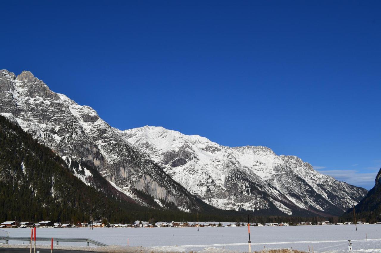 Ferienwohnung Andys Bergblick Leutasch Exterior foto